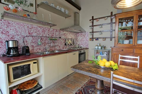 Dining Room, Kitchen