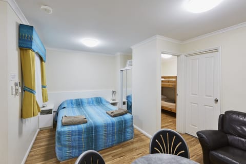 Studio Ensuite Cabin | 2 bedrooms, Select Comfort beds, in-room safe, individually furnished