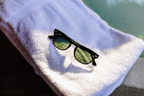 Hot tubs made for every season. Overlooking the mountains, it’s the perfect spot to relax, recharge, and savor the views.