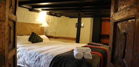 Deluxe Double Room | Free WiFi