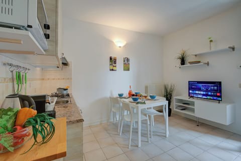 Kitchen and dining area