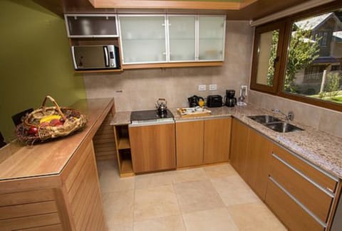 Standard Apartment | Private kitchen | Fridge, microwave, stovetop, coffee/tea maker