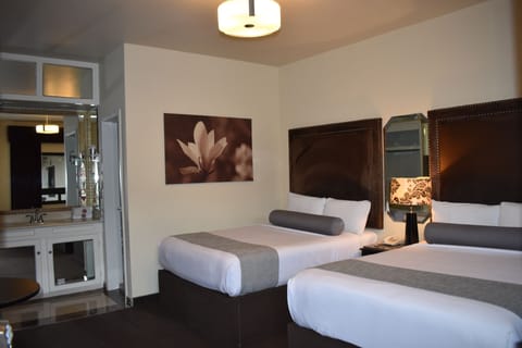 Standard Double Room | Premium bedding, in-room safe, laptop workspace, free WiFi