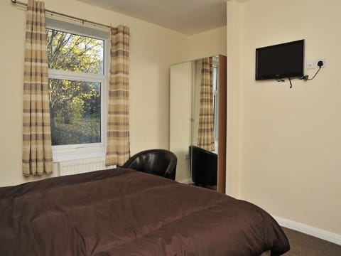 Superior Double Room, Ensuite (Ground Floor) | WiFi