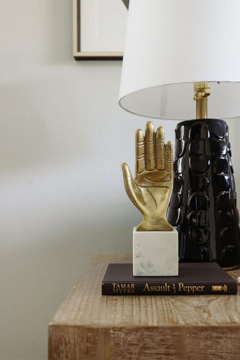 Immerse yourself in this well-decorated space designed for ultimate relaxation