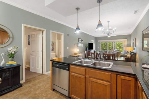 Condo, Multiple Beds, Patio, Garden View (*New* Blue Heron Hideaway) | Interior