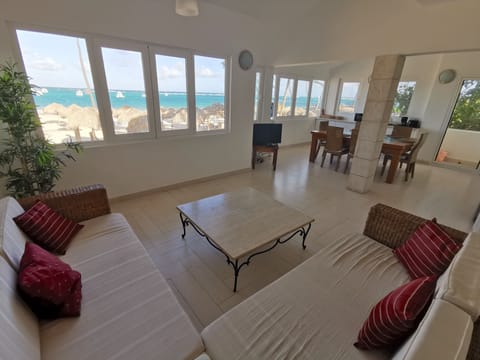 Deluxe Villa, 4 Bedrooms, Ocean View, Beachfront | Individually decorated, individually furnished, desk, laptop workspace