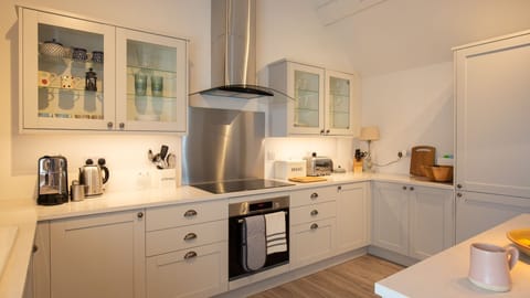 Kitchen, The Fold, Bolthole Retreats