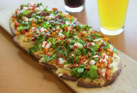 Breakfast, lunch, dinner served; American cuisine