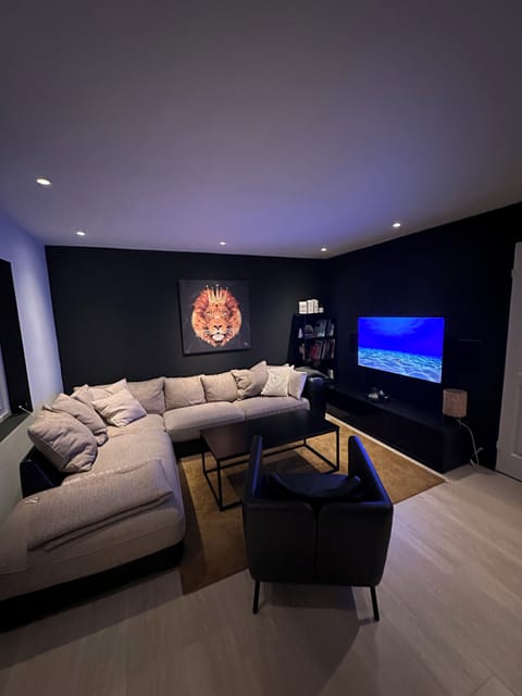 Apartment | Living area