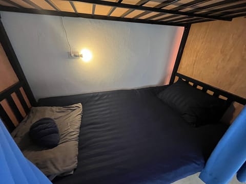 Classic Shared Dormitory | Free WiFi