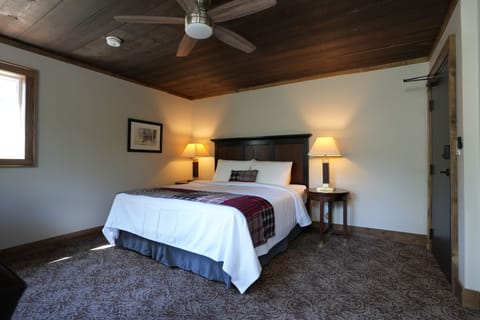 Lodge Room #6 (1 King Bed) | Premium bedding, individually decorated, individually furnished