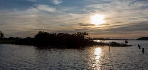 Region [summer] (&gt;5 km)