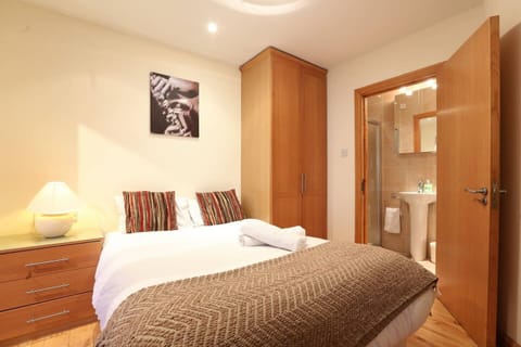 En-suite Master Bedroom with large double bed