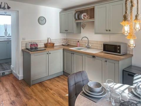 Kitchen/diner | Jock McMuffin Cottage, Portknockie