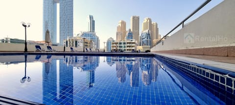 2 outdoor pools, free cabanas, pool umbrellas