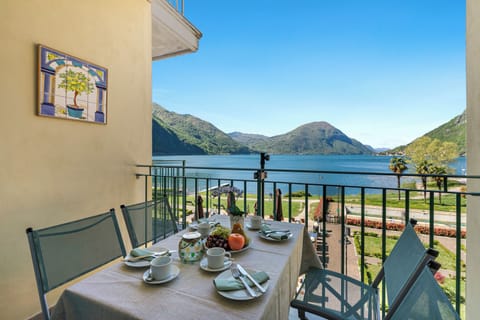 Lake View