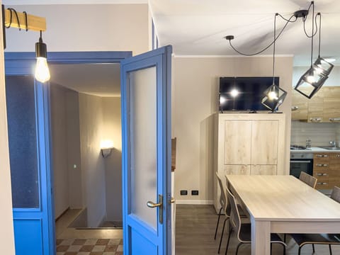 Kitchen, Living Room