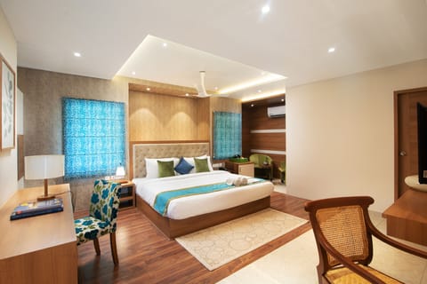 Luxury Studio Suite, 1 Bedroom | Premium bedding, Select Comfort beds, individually furnished, desk