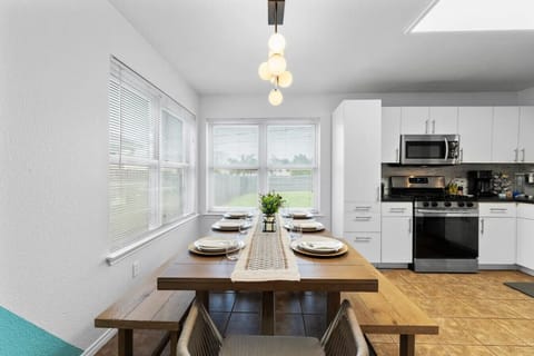 Spacious dining table to gather the family.