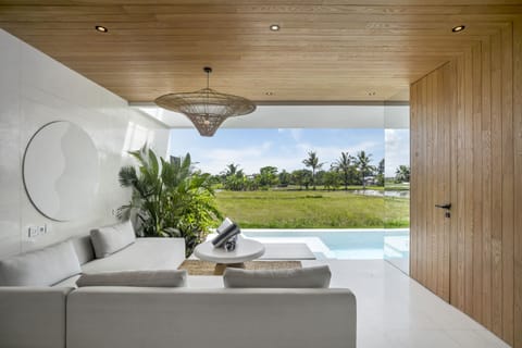 Deluxe Villa, 1 Bedroom, Garden View | Living room