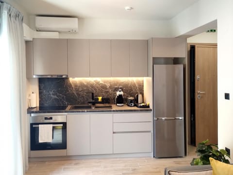 Apartment, Accessible | Private kitchen