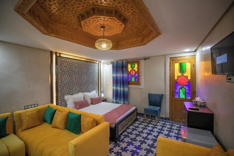 CHAMBRE 7 LALA MOULATI | Minibar, soundproofing, free WiFi, bed sheets