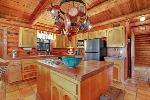 Closer view of the kitchen