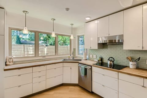 From cookware to spices, this kitchen has all the tools to make cooking easy.