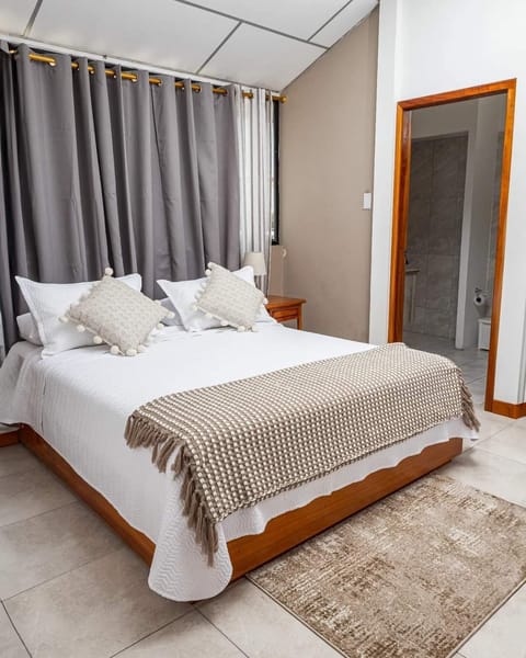 Premium Double Room | Bed sheets