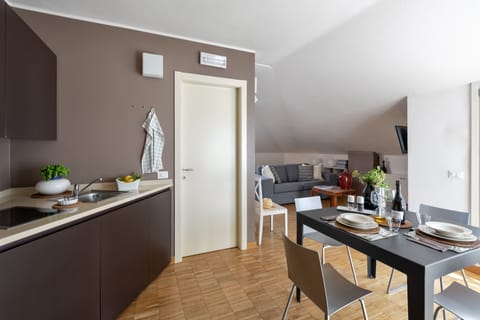 Apartment, 1 Bedroom | Private kitchenette | Fridge