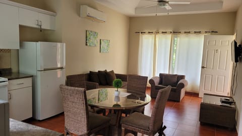 Villa, 1 Bedroom | Private kitchen | Full-size fridge, microwave, oven, coffee/tea maker