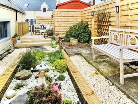 Outdoor area | Yardie View, Buckie