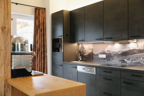 Freiraum with private sauna | Hypo-allergenic bedding, desk, laptop workspace, soundproofing