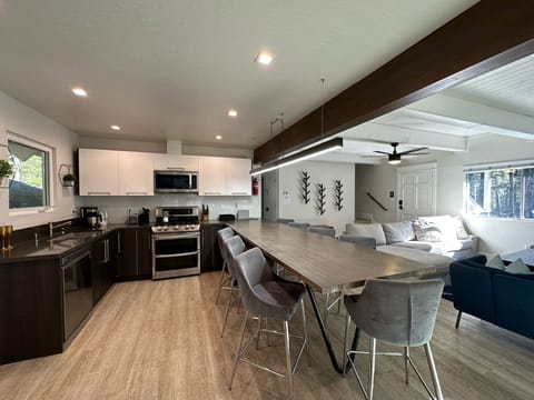 Cozy Kitchen - Cozy Kitchen