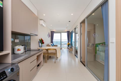 Luxury Apartment, 1 Bedroom, Balcony, Pool View | Private kitchen | Mini-fridge, microwave, stovetop, electric kettle