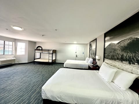 Standard Suite, Multiple Beds, Non Smoking | Premium bedding, pillowtop beds, desk, laptop workspace