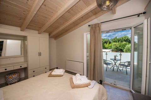 Villa Martha Perithia Corfu-Bedroom 3