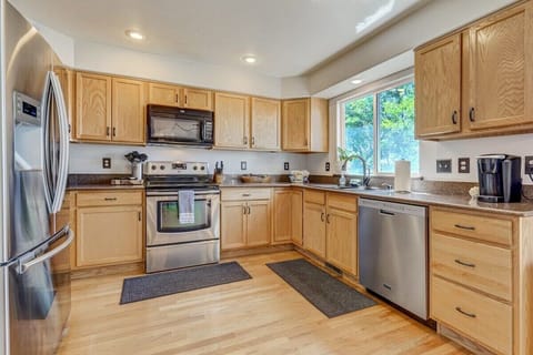 Embrace your inner chef in our fully-equipped kitchen, complete with everything you need to create culinary masterpieces