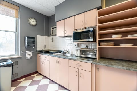 Shared kitchen facilities