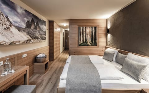 Family Studio, Balcony, Lake View | In-room safe, free WiFi, bed sheets