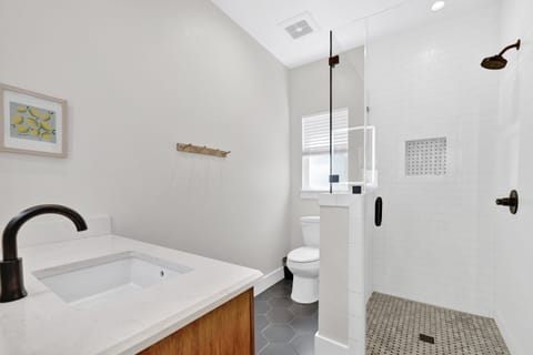Cottage, 1 King Bed, Hot Tub | Bathroom | Towels, toilet paper