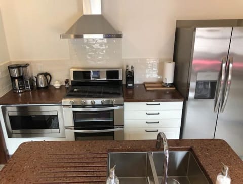 Gas stove with double oven