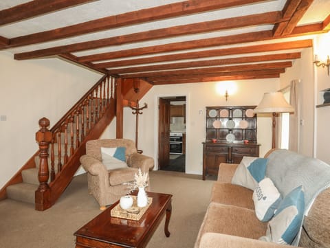 Cottage | Living area