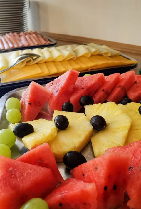 Daily buffet breakfast (EUR 15 per person)