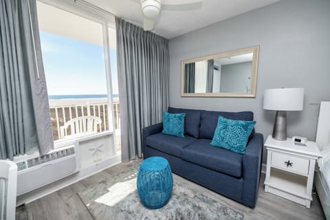 Deluxe Studio Suite, Ocean View, Oceanfront | Living area | 45-inch flat-screen TV with cable channels