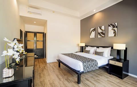 Deluxe Double or Twin Room | Desk, free WiFi, bed sheets
