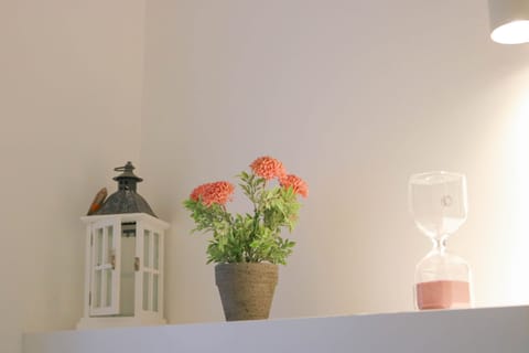 Decorative detail (5)