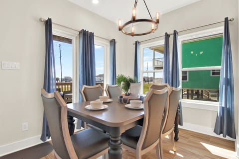 Enjoy the views while sitting and eating as a family.