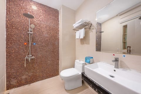 Premier Room | Bathroom | Shower, rainfall showerhead, designer toiletries, hair dryer